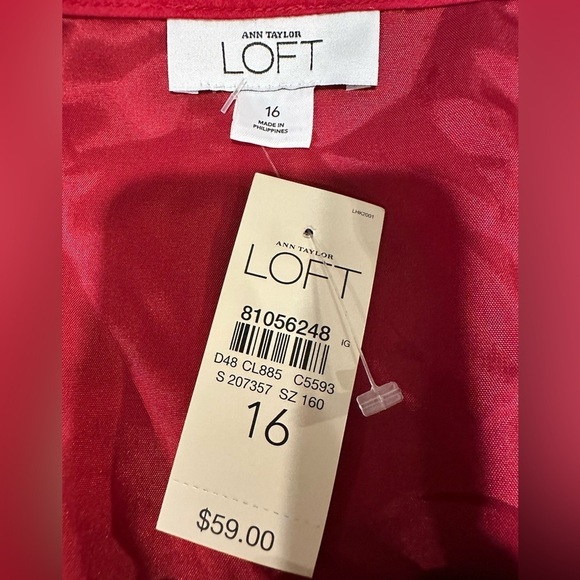 Loft Elegant Red and White Floral Skirt Size 16 - Picture 3 of 5